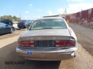 ✅ 2000 Buick Park Avenue • VIN: 1G4CW52KXY4162323 • Lot: 43693008. Wystawiony na IAAI z przebiegiem Nie podano. Bezpłatny archiwum sprzedaży aukcyjnych z USA i szczegółowy raport historii pojazdu na DreamBid. Zdjęcie 17.