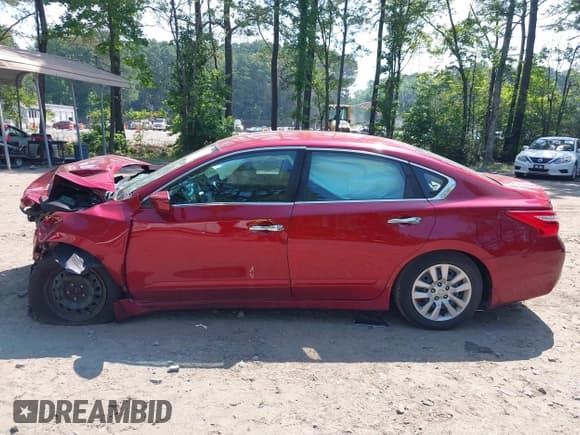 ✅ 2017 Nissan Altima SR • VIN: 1N4AL3AP2HC246573 • Lot: 42562766. Wystawiony na IAAI z przebiegiem 139 954 mil. Bezpłatny archiwum sprzedaży aukcyjnych z USA i szczegółowy raport historii pojazdu na DreamBid. Zdjęcie 15.