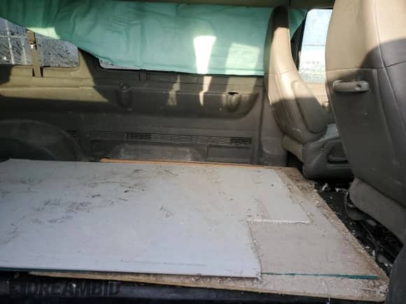 2017 Chevrolet Express Passenger LT с VIN 1GAWGFFF4H1253664, выставлен на аукционе Copart как лот 45317125 с пробегом 123 264 миль миль и Списание • Salvage title. История ставок и продаж доступна на DreamBid. Изображение 11.