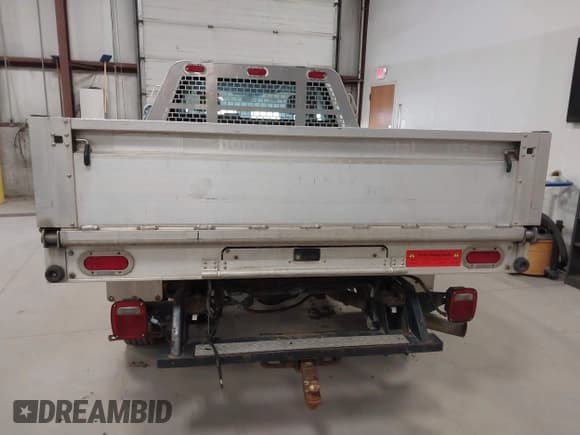 ✅ 2017 Ford F-250 XL • VIN: 1FDBF2A61HEC86568 • Лот: 41715524. Опубликован ранее на IAAI с пробегом 78 901 миль. Бесплатный доступ к архиву аукционных продаж из США и подробный отчёт об истории автомобиля на DreamBid. Изображение 16.