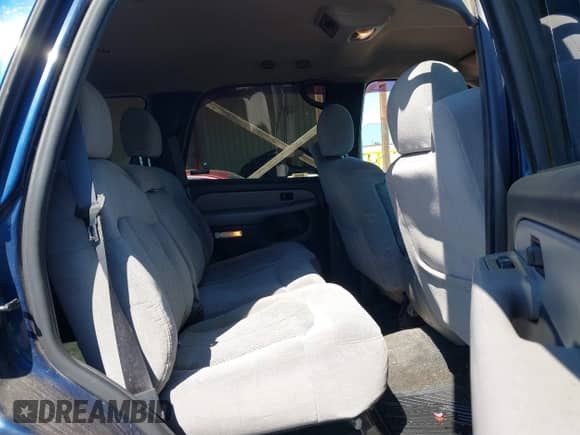 2001 Chevrolet Tahoe LT с VIN 1GNEK13T91J190167, выставлен на аукционе IAAI как лот 42805463 с пробегом 268 686 миль миль и . История ставок и продаж доступна на DreamBid. Изображение 8.