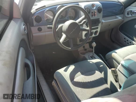 ✅ 2007 Chrysler PT Cruiser Touring • VIN: 3C3JY55E57T596528 • Lot: 85705015. Wystawiony na Copart z przebiegiem Nie podano. Bezpłatny archiwum sprzedaży aukcyjnych z USA i szczegółowy raport historii pojazdu na DreamBid. Zdjęcie 8.