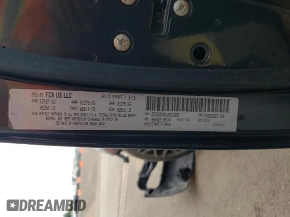 ✅ 2018 Dodge Challenger GT • VIN: 2C3CDZGG4JH311828 • Lot: 64277464. Wystawiony na Copart z przebiegiem 53 695 mil. Bezpłatny archiwum sprzedaży aukcyjnych z USA i szczegółowy raport historii pojazdu na DreamBid. Zdjęcie 13.