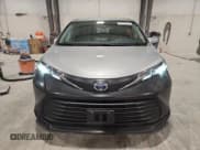 ✅ 2021 Toyota Sienna LE • VIN: 5TDKSKFC6MS035886 • Lot: 93126815. Listed on Copart with 255,807 mi. Free auction sales archive from the USA and detailed vehicle history report at DreamBid. Image 5.