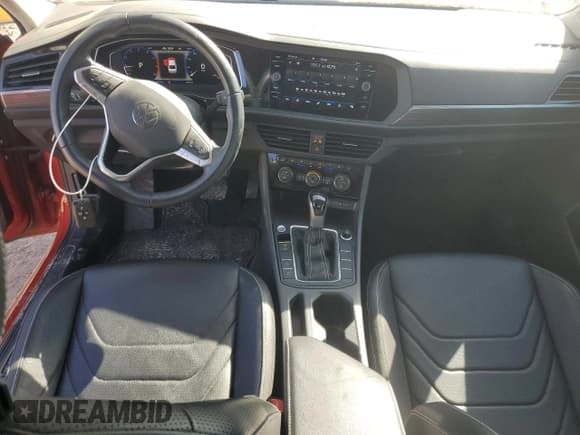 ✅ 2023 Volkswagen Jetta SEL • VIN: 3VWGM7BU1PM055007 • Лот: 82080925. Опубликован ранее на Copart с пробегом 19 359 миль. Бесплатный доступ к архиву аукционных продаж из США и подробный отчёт об истории автомобиля на DreamBid. Изображение 8.