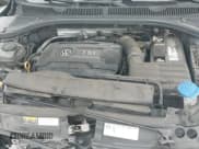 ✅ 2019 Volkswagen Jetta S • VIN: 3VW6T7BU5KM205353 • Lot: 42581038. Wystawiony na IAAI z przebiegiem 49 157 mil. Bezpłatny archiwum sprzedaży aukcyjnych z USA i szczegółowy raport historii pojazdu na DreamBid. Zdjęcie 18.