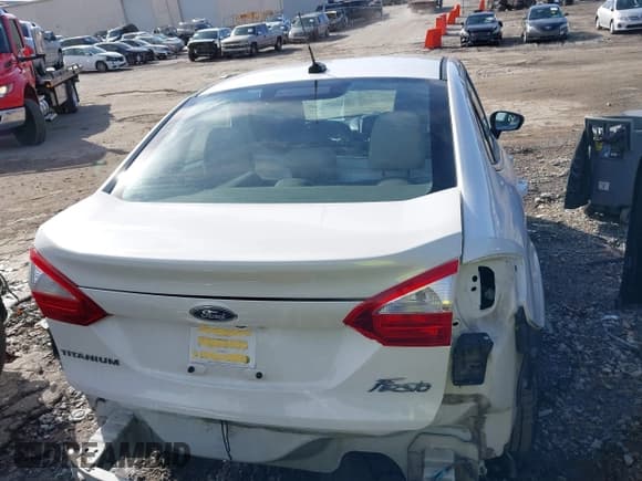✅ 2018 Ford Fiesta Titanium • VIN: 3FADP4CJ0JM138926 • Lot: 41578956. Listed on IAAI with 152,579 mi. Free auction sales archive from the USA and detailed vehicle history report at DreamBid. Image 16.