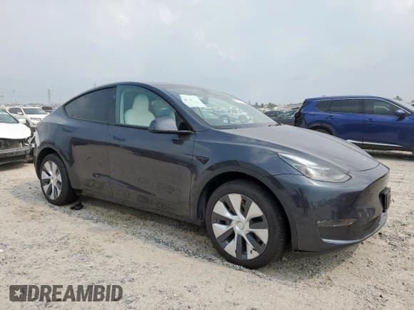✅ 2024 Tesla Model Y Long Range • VIN: 7SAYGDEE3RA221844 • Lot: 57672795. Wystawiony na Copart z przebiegiem 20 496 mil. Bezpłatny archiwum sprzedaży aukcyjnych z USA i szczegółowy raport historii pojazdu na DreamBid. Zdjęcie 4.