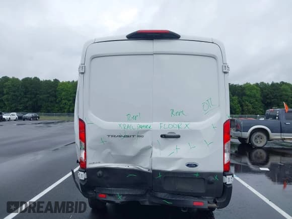 ✅ 2024 Ford Transit Cargo • VIN: 1FTYE1C81RKA49723 • Lot: 42916823. Listed on IAAI with 10,930 mi. Free auction sales archive from the USA and detailed vehicle history report at DreamBid. Image 17.