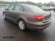 ✅ 2015 Volkswagen Jetta SE • VIN: 3VWD17AJ1FM422960 • Lot: 55860335. Listed on Copart with 87,616 mi. Free auction sales archive from the USA and detailed vehicle history report at DreamBid. Image 2.