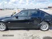 ✅ 2011 BMW 3 Series 328i • VIN: WBAPH7G59BNN03174 • Lot: 43390529. Listed on IAAI with 98,227 mi. Free auction sales archive from the USA and detailed vehicle history report at DreamBid. Image 14.