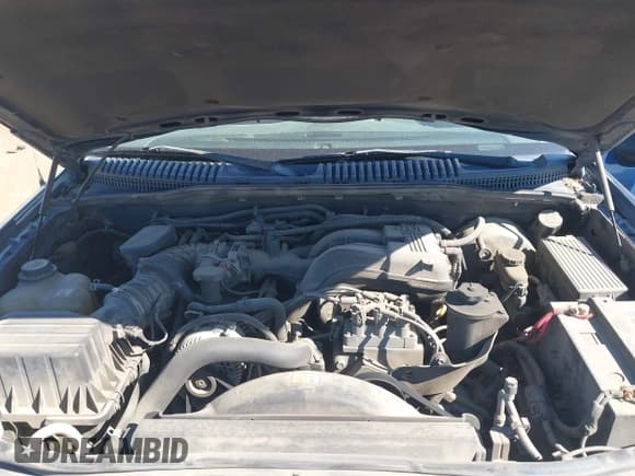 ✅ 2004 Ford Explorer XLT • VIN: 1FMZU63K24ZA86906 • Lot: 42177900. Listed on IAAI with 199,628 mi. Free auction sales archive from the USA and detailed vehicle history report at DreamBid. Image 10.