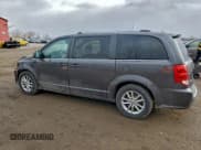 ✅ 2020 Dodge Grand Caravan SXT • VIN: 2C4RDGCG9LR221474 • Лот: 92490465. Опубликован ранее на Copart с пробегом 131 153 миль. Бесплатный доступ к архиву аукционных продаж из США и подробный отчёт об истории автомобиля на DreamBid. Изображение 2.