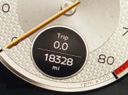 ✅ 2023 Bentley Flying Spur W12 • VIN: SCBBB6ZG7PC007285 • Lot: 43557332. Listed on IAAI with 18,328 mi. Free auction sales archive from the USA and detailed vehicle history report at DreamBid. Image 15.