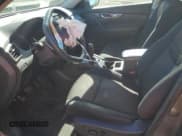 ✅ 2017 Nissan Rogue SL • VIN: 5N1AT2MV3HC793734 • Lot: 84619375. Wystawiony na Copart z przebiegiem 90 730 mil. Bezpłatny archiwum sprzedaży aukcyjnych z USA i szczegółowy raport historii pojazdu na DreamBid. Zdjęcie 7.