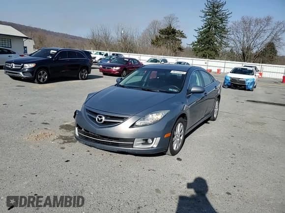 ✅ 2011 Mazda 6 i Grand Touring • VIN: 1YVHZ8CH3B5M07688 • Lot: 49133425. Listed on Copart with 210,918 mi. Free auction sales archive from the USA and detailed vehicle history report at DreamBid. Image 11.