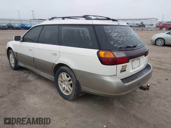 ✅ 2003 Subaru Legacy Outback Limited • VIN: 4S3BH686336625135 • Lot: 43718463. Listed on IAAI with 197,560 mi. Free auction sales archive from the USA and detailed vehicle history report at DreamBid. Image 3.