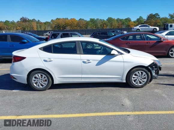 ✅ 2019 Hyundai Elantra SE • VIN: 5NPD74LF7KH493377 • Lot: 43613765. Listed on IAAI with 65,251 mi. Free auction sales archive from the USA and detailed vehicle history report at DreamBid. Image 13.