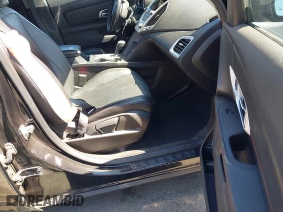 ✅ 2013 GMC Terrain SLT • VIN: 2GKFLVEKXD6193557 • Lot: 42670895. Wystawiony na IAAI z przebiegiem 169 041 mil. Bezpłatny archiwum sprzedaży aukcyjnych z USA i szczegółowy raport historii pojazdu na DreamBid. Zdjęcie 5.