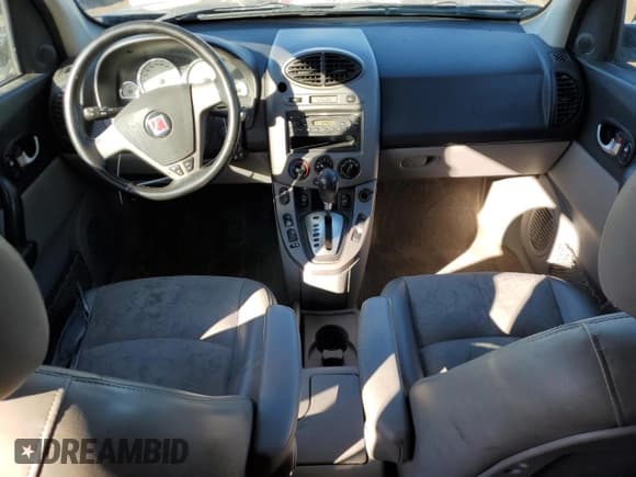 ✅ 2005 Saturn VUE • VIN: 5GZCZ63405S838821 • Lot: 46949365. Wystawiony na Copart z przebiegiem 239 402 mil. Bezpłatny archiwum sprzedaży aukcyjnych z USA i szczegółowy raport historii pojazdu na DreamBid. Zdjęcie 8.