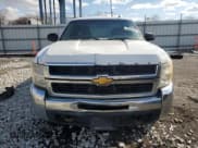 ✅ 2008 Chevrolet Silverado 2500HD Work Truck • VIN: 1GCHC29K48E155658 • Lot: 49832375. Wystawiony na Copart z przebiegiem 218 660 mil. Bezpłatny archiwum sprzedaży aukcyjnych z USA i szczegółowy raport historii pojazdu na DreamBid. Zdjęcie 5.