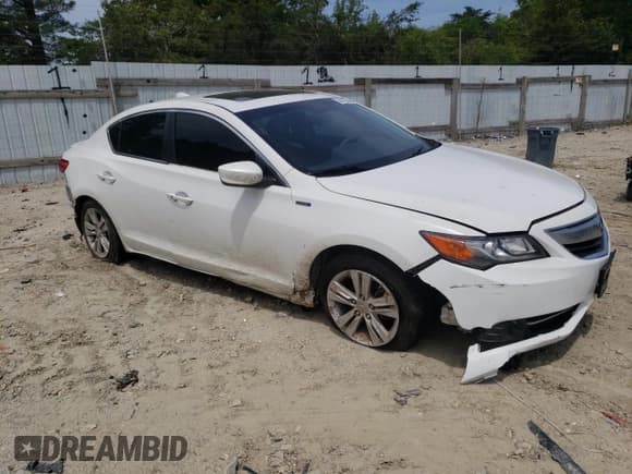✅ 2014 Acura ILX Hybrid • VIN: 19VDE3F30EE300179 • Лот: 56495285. Опубликован ранее на Copart с пробегом 81 919 миль. Бесплатный доступ к архиву аукционных продаж из США и подробный отчёт об истории автомобиля на DreamBid. Изображение 4.