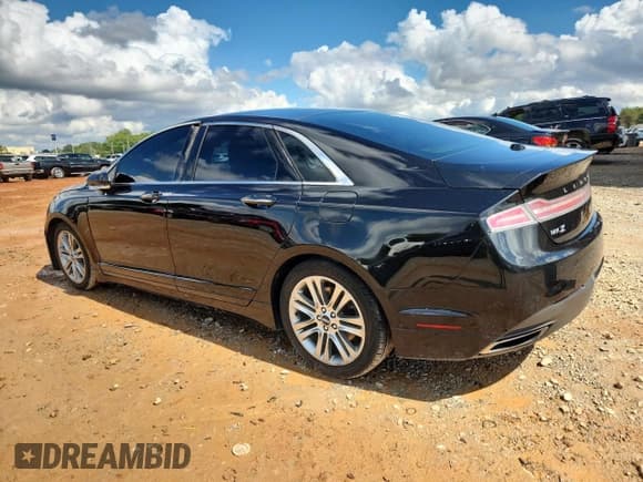 ✅ 2013 Lincoln MKZ • VIN: 3LN6L2G90DR808545 • Lot: 81664695. Wystawiony na Copart z przebiegiem 149 338 mil. Bezpłatny archiwum sprzedaży aukcyjnych z USA i szczegółowy raport historii pojazdu na DreamBid. Zdjęcie 2.