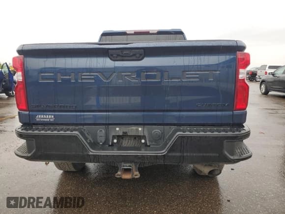 ✅ 2021 Chevrolet Silverado 2500HD Custom • VIN: 1GC4YME75MF234399 • Лот: 85123915. Опубликован ранее на Copart с пробегом Не указан. Бесплатный доступ к архиву аукционных продаж из США и подробный отчёт об истории автомобиля на DreamBid. Изображение 6.