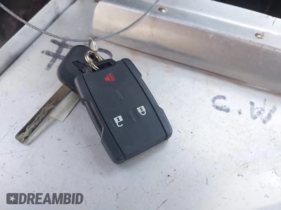 ✅ 2015 Chevrolet Silverado 2500HD Work Truck • VIN: 1GB0CUEG7FZ539406 • Лот: 42853047. Опубликован ранее на IAAI с пробегом 221 390 миль. Бесплатный доступ к архиву аукционных продаж из США и подробный отчёт об истории автомобиля на DreamBid. Изображение 11.