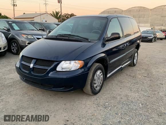 2002 Dodge Caravan Sport с VIN 2B4GP443X2R567831, выставлен на аукционе Copart как лот 74638684 с пробегом 98 612 миль миль и Чистый • Clean title. История ставок и продаж доступна на DreamBid. Изображение 2.