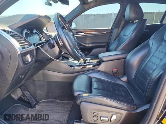 ✅ 2019 BMW X4 xDrive30i • VIN: 5UXUJ3C56KLG56035 • Лот: 90992445. Опубликован ранее на Copart с пробегом 104 242 миль. Бесплатный доступ к архиву аукционных продаж из США и подробный отчёт об истории автомобиля на DreamBid. Изображение 7.