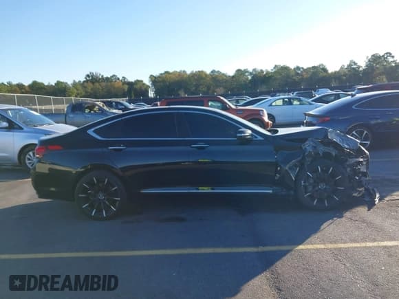 ✅ 2015 Hyundai Genesis 3.8L • VIN: KMHGN4JE2FU050526 • Лот: 43482271. Опубликован ранее на IAAI с пробегом 112 304 миль. Бесплатный доступ к архиву аукционных продаж из США и подробный отчёт об истории автомобиля на DreamBid. Изображение 13.