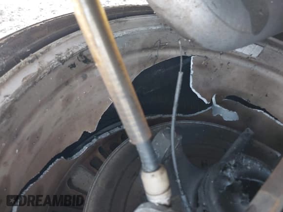 ✅ 2013 Jaguar XF V6 AWD • VIN: SAJWJ0EF2D8U06052 • Lot: 42285309. Wystawiony na IAAI z przebiegiem 112 799 mil. Bezpłatny archiwum sprzedaży aukcyjnych z USA i szczegółowy raport historii pojazdu na DreamBid. Zdjęcie 20.