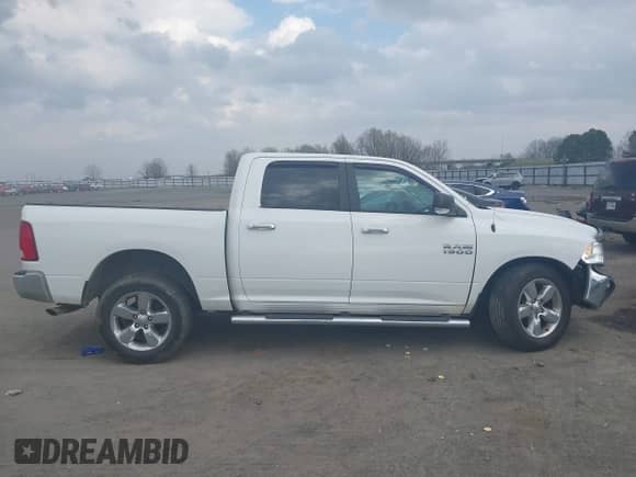 2016 Ram 1500 Big Horn with VIN 1C6RR6LG6GS208415, listed as a IAAI auction lot 41800900 with 214,732 mi miles and . Bid and sale history available at DreamBid. Image 14.