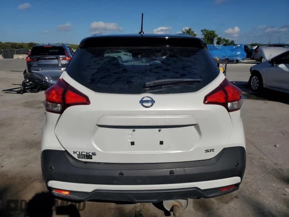 ✅ 2020 Nissan Kicks SR • VIN: 3N1CP5DV9LL505427 • Lot: 89471605. Wystawiony na Copart z przebiegiem 69 926 mil. Bezpłatny archiwum sprzedaży aukcyjnych z USA i szczegółowy raport historii pojazdu na DreamBid. Zdjęcie 6.