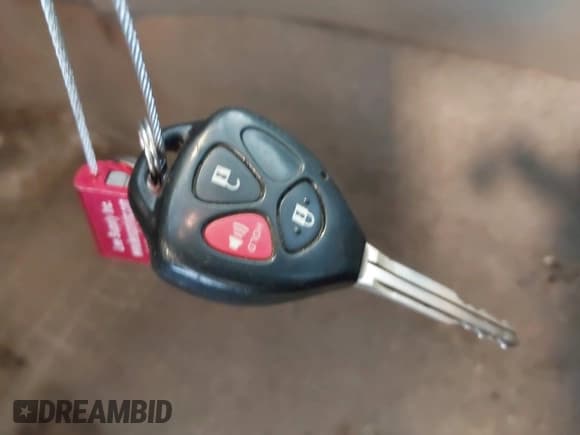 ✅ 2008 Toyota RAV4 Limited • VIN: JTMBD31V985211866 • Лот: 43728245. Опубликован ранее на IAAI с пробегом 180 982 миль. Бесплатный доступ к архиву аукционных продаж из США и подробный отчёт об истории автомобиля на DreamBid. Изображение 11.