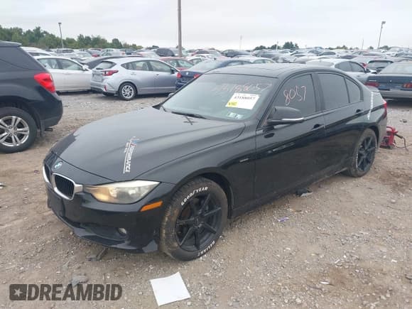 ✅ 2015 BMW 3 Series 320i xDrive • VIN: WBA3C3C59FP663030 • Lot: 43188057. Listed on IAAI with 94,206 mi. Free auction sales archive from the USA and detailed vehicle history report at DreamBid. Image 2.