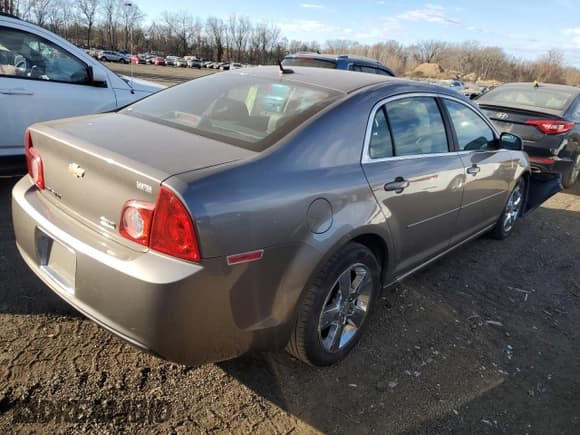 ✅ 2010 Chevrolet Malibu 2LT • VIN: 1G1ZD5E08AF221824 • Lot: 80473404. Listed on Copart with 120,224 mi. Free auction sales archive from the USA and detailed vehicle history report at DreamBid. Image 3.