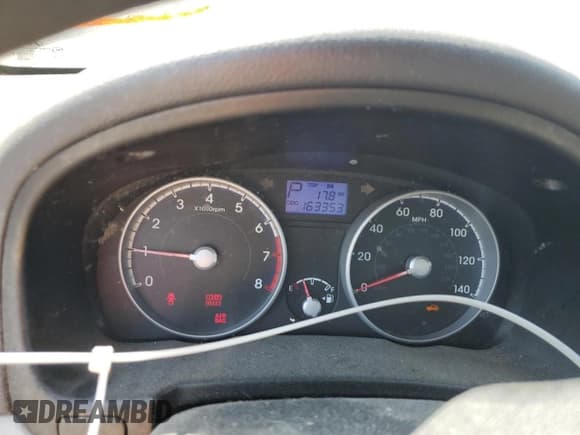 ✅ 2011 Hyundai Accent GLS • VIN: KMHCN4AC5BU608487 • Лот: 62119335. Опубликован ранее на Copart с пробегом 163 353 миль. Бесплатный доступ к архиву аукционных продаж из США и подробный отчёт об истории автомобиля на DreamBid. Изображение 9.