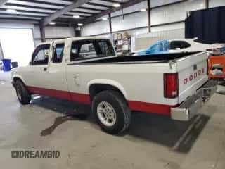 1993 Dodge Dakota z VIN 1B7FL23X3PS180403, wystawiony jako Copart lot #46158805 z przebiegiem Nie podano mil oraz Szkoda całkowita • Salvage title. Historia ofert i sprzedaży dostępna na DreamBid. Obrazek 2.
