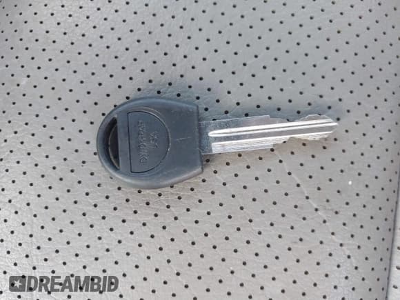 ✅ 2011 Chevrolet Aveo 2LT • VIN: KL1TG5DE2BB220153 • Lot: 41592416. Wystawiony na IAAI z przebiegiem 178 789 mil. Bezpłatny archiwum sprzedaży aukcyjnych z USA i szczegółowy raport historii pojazdu na DreamBid. Zdjęcie 11.