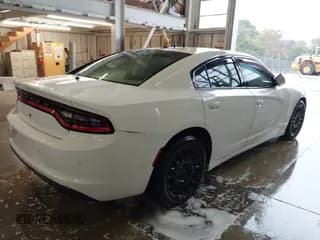 ✅ 2018 Dodge Charger Police • VIN: 2C3CDXKT1JH301105 • Lot: 43483149. Wystawiony na IAAI z przebiegiem Nie podano. Bezpłatny archiwum sprzedaży aukcyjnych z USA i szczegółowy raport historii pojazdu na DreamBid. Zdjęcie 4.