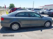 ✅ 2012 Volkswagen Jetta S • VIN: 3VW2K7AJ6CM385436 • Lot: 42506347. Wystawiony na IAAI z przebiegiem 200 332 mil. Bezpłatny archiwum sprzedaży aukcyjnych z USA i szczegółowy raport historii pojazdu na DreamBid. Zdjęcie 13.