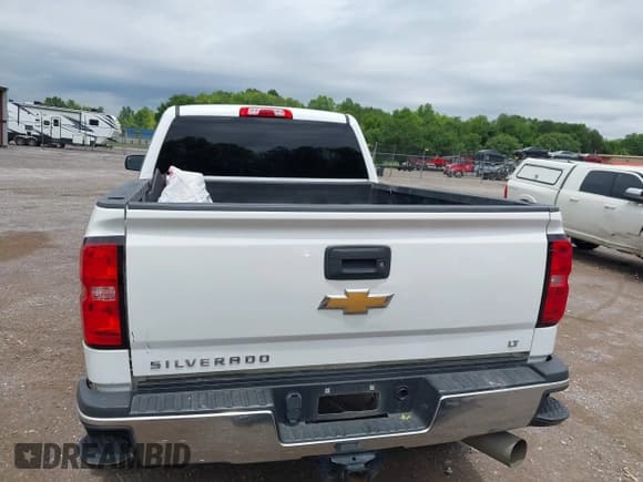 ✅ 2019 Chevrolet Silverado 2500HD LT • VIN: 1GC1KSEY0KF178774 • Лот: 42319711. Опубликован ранее на IAAI с пробегом 165 626 миль. Бесплатный доступ к архиву аукционных продаж из США и подробный отчёт об истории автомобиля на DreamBid. Изображение 16.