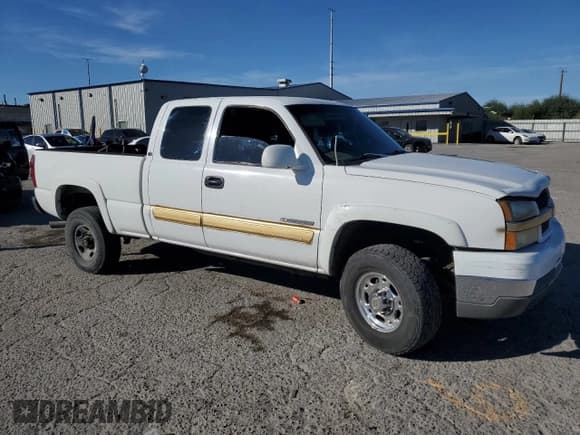 ✅ 2003 Chevrolet Silverado 2500HD LS • VIN: 1GCHC29U33E123116 • Лот: 77034944. Опубликован ранее на Copart с пробегом 225 233 миль. Бесплатный доступ к архиву аукционных продаж из США и подробный отчёт об истории автомобиля на DreamBid. Изображение 4.