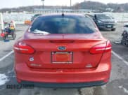 ✅ 2018 Ford Focus SE • VIN: 1FADP3FE6JL321998 • Lot: 40991898. Wystawiony na IAAI z przebiegiem 51 829 mil. Bezpłatny archiwum sprzedaży aukcyjnych z USA i szczegółowy raport historii pojazdu na DreamBid. Zdjęcie 16.
