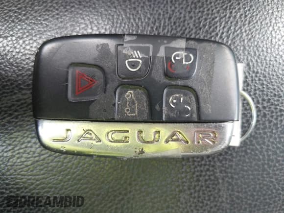 ✅ 2019 Jaguar F-Pace 25t Prestige • VIN: SADCK2GX5KA390178 • Lot: 42685619. Wystawiony na IAAI z przebiegiem 96 564 mil. Bezpłatny archiwum sprzedaży aukcyjnych z USA i szczegółowy raport historii pojazdu na DreamBid. Zdjęcie 11.