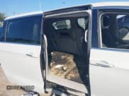 ✅ 2017 Chrysler Pacifica Touring L • VIN: 2C4RC1BG5HR839576 • Лот: 43540321. Опубликован ранее на IAAI с пробегом 163 276 миль. Бесплатный доступ к архиву аукционных продаж из США и подробный отчёт об истории автомобиля на DreamBid. Изображение 8.