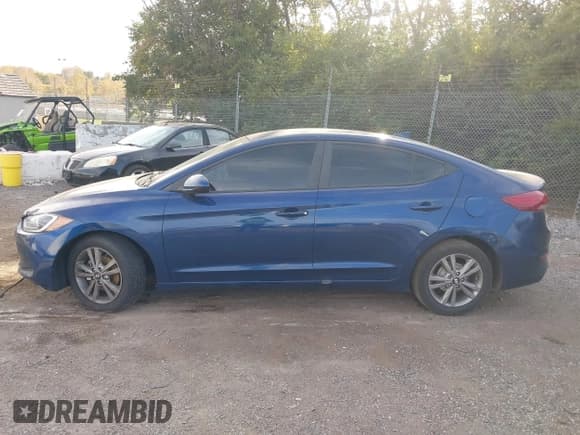 ✅ 2017 Hyundai Elantra Value Edition • VIN: 5NPD84LF0HH176398 • Lot: 43356918. Wystawiony na IAAI z przebiegiem 48 670 mil. Bezpłatny archiwum sprzedaży aukcyjnych z USA i szczegółowy raport historii pojazdu na DreamBid. Zdjęcie 14.