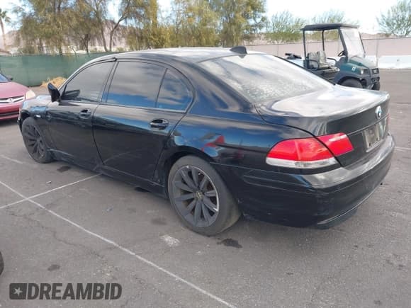 ✅ 2007 BMW 7 Series 750Li • VIN: WBAHN83557DT71679 • Lot: 43853364. Listed on IAAI with 101,344 mi. Free auction sales archive from the USA and detailed vehicle history report at DreamBid. Image 3.